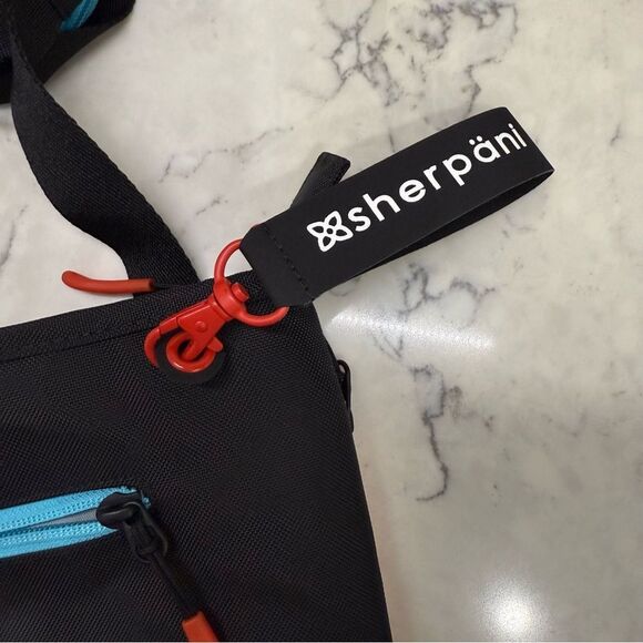 Sherpa I Sadie Black crossbody Messenger Bag with Color block - Picture 3 of 12